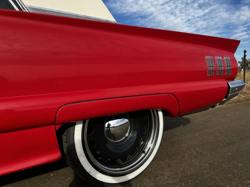 1960 Ford Thunderbird 2nd Gen - Image 27 of 31