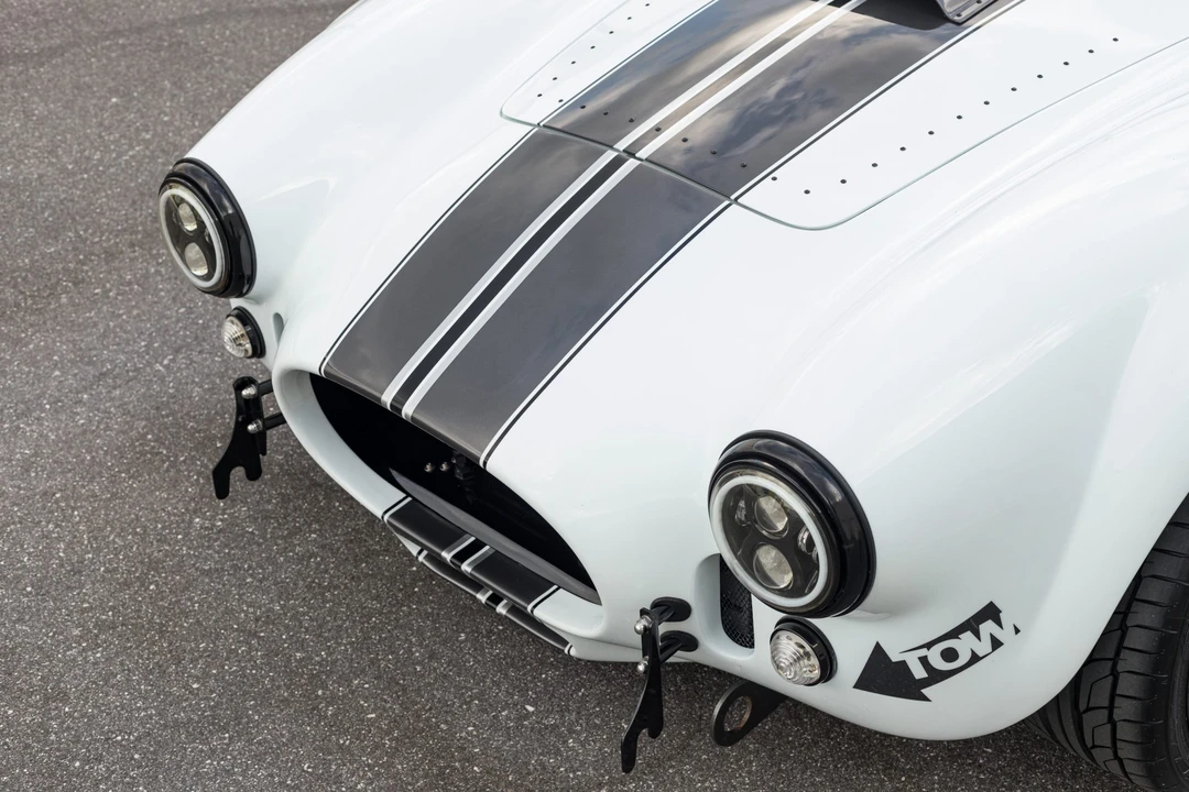 Shelby Cobra Replica - Image 23 of 31
