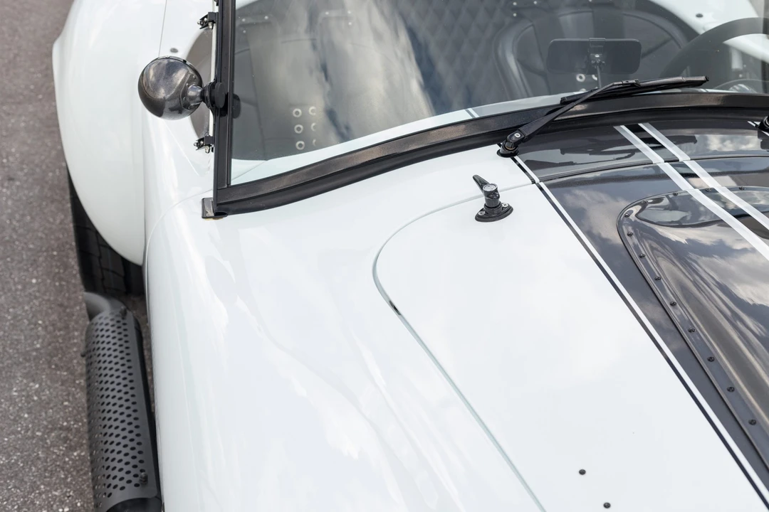 Shelby Cobra Replica - Image 12 of 31