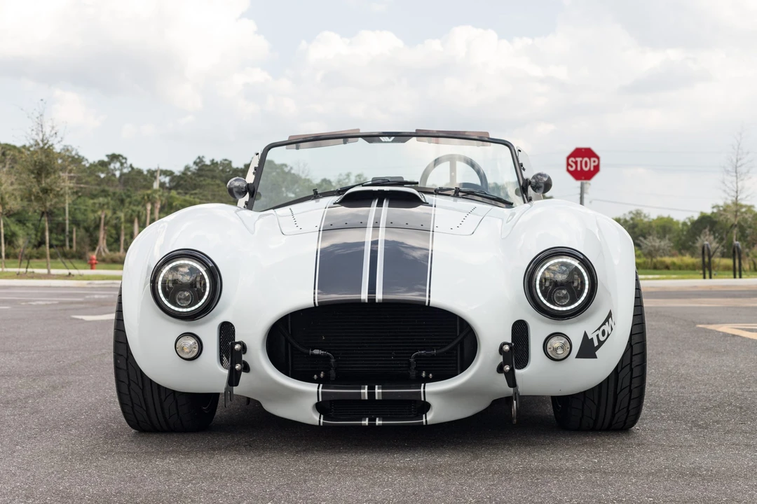Shelby Cobra Replica - Image 3 of 31