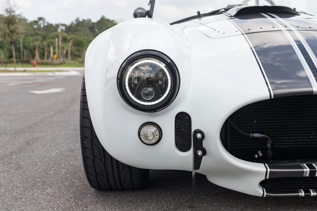 Shelby Cobra Replica - Image 28 of 31