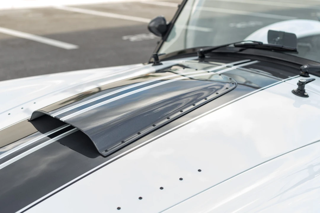 Shelby Cobra Replica - Image 15 of 31