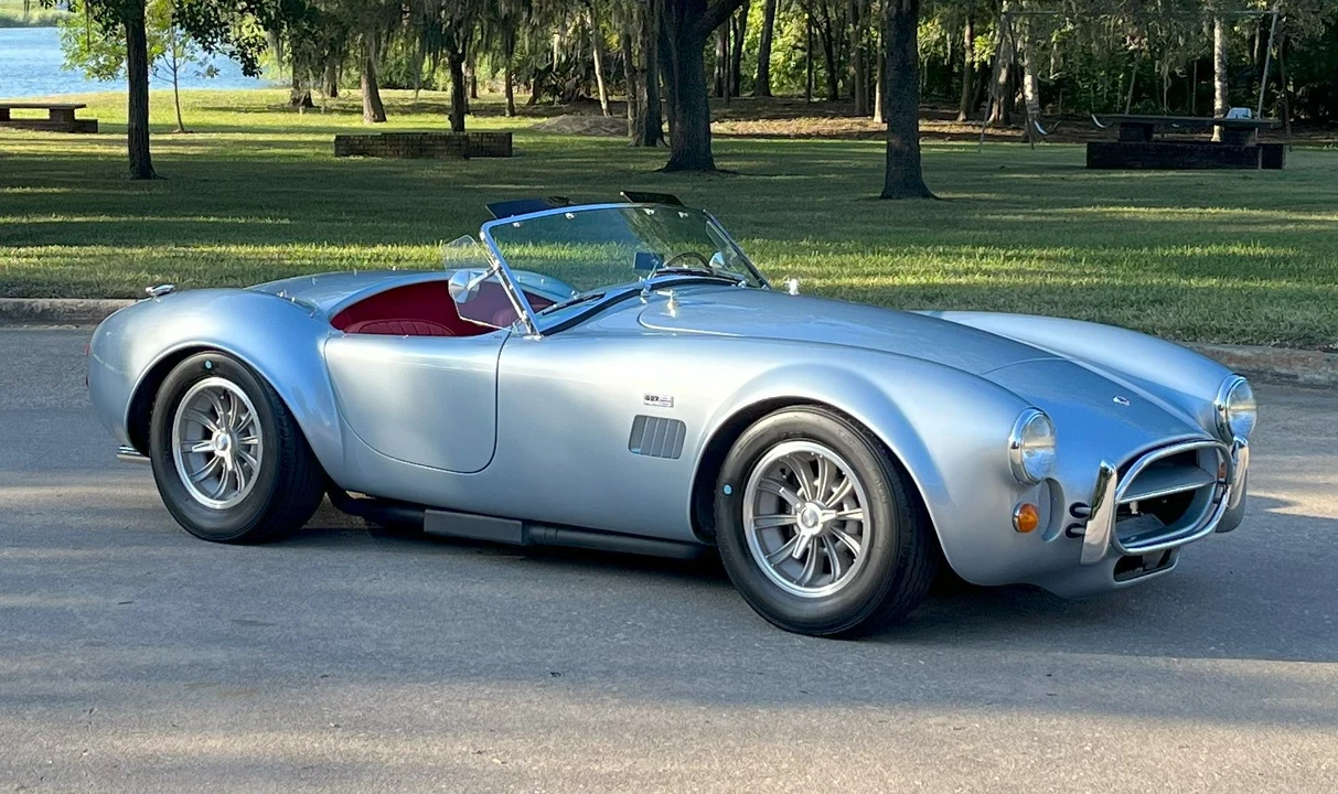 Shelby Cobra Replica - Image 24 of 31
