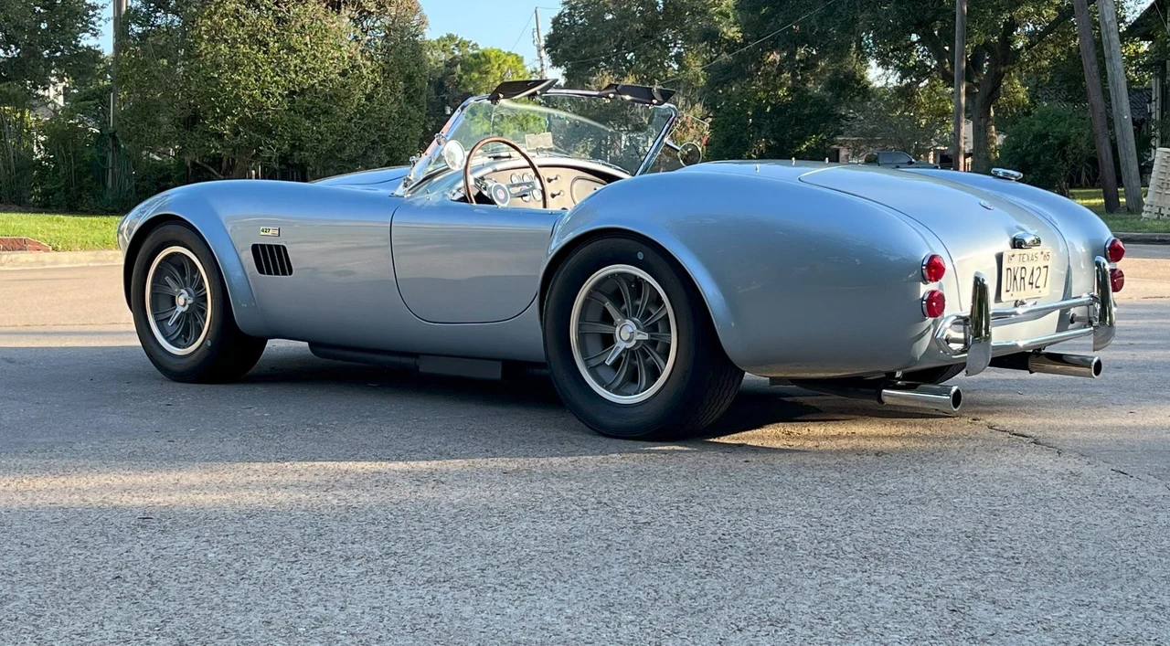 Shelby Cobra Replica - Image 12 of 31