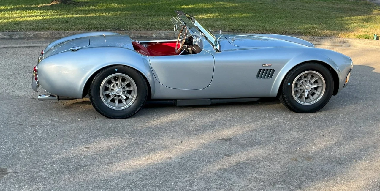 Shelby Cobra Replica - Image 21 of 31