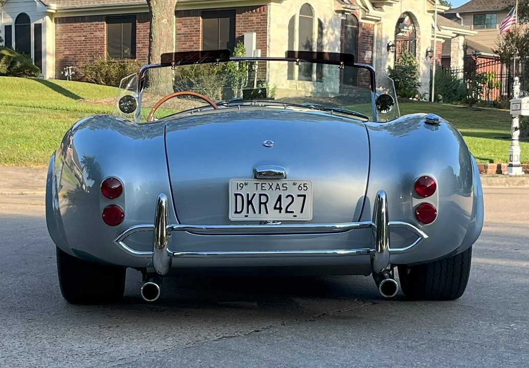 Shelby Cobra Replica - Image 16 of 31