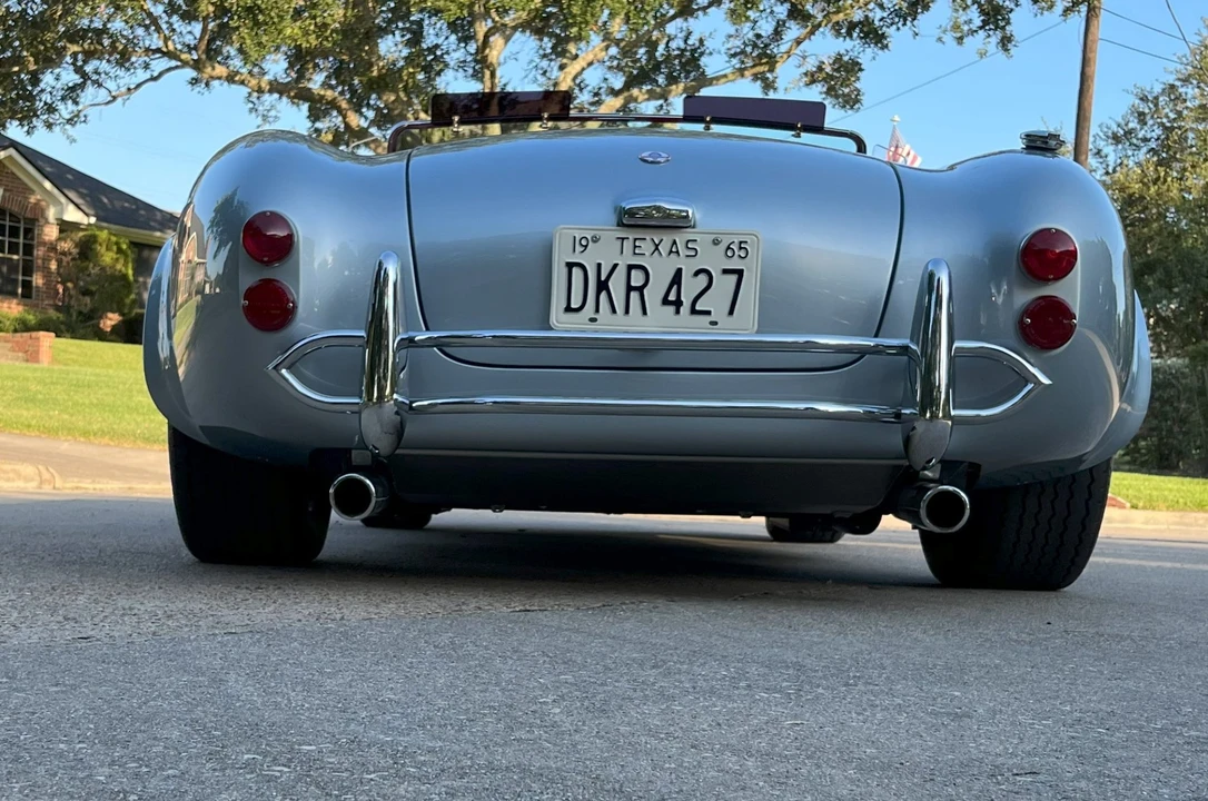 Shelby Cobra Replica - Image 17 of 31