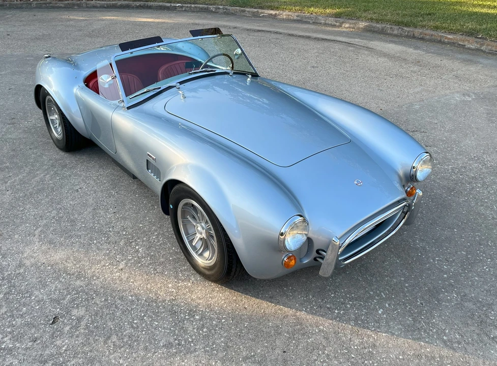 Shelby Cobra Replica - Image 2 of 31