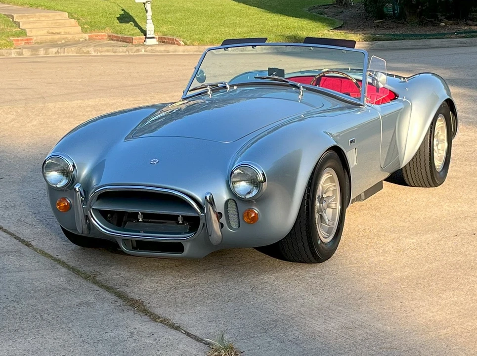 Shelby Cobra Replica - Image 5 of 31