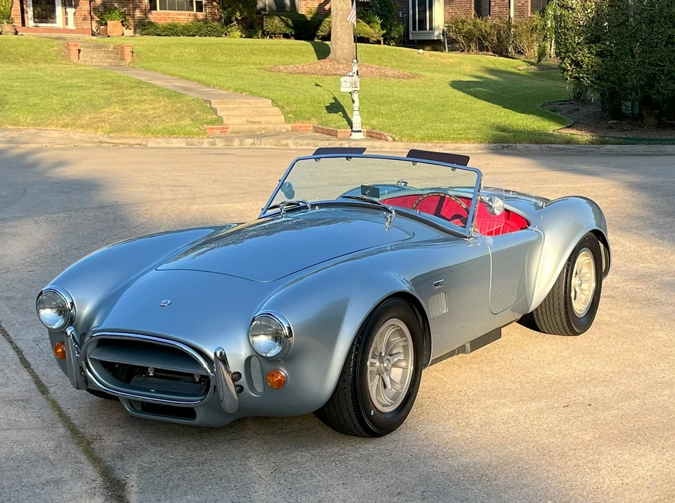 Shelby Cobra Replica - Image 7 of 31