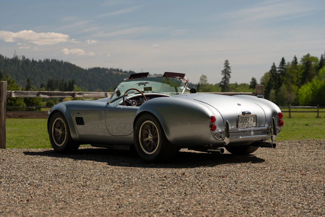 Shelby Cobra Replica - Image 7 of 31