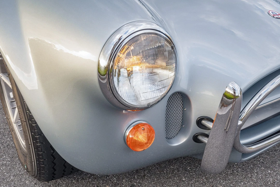 Shelby Cobra Replica - Image 11 of 31