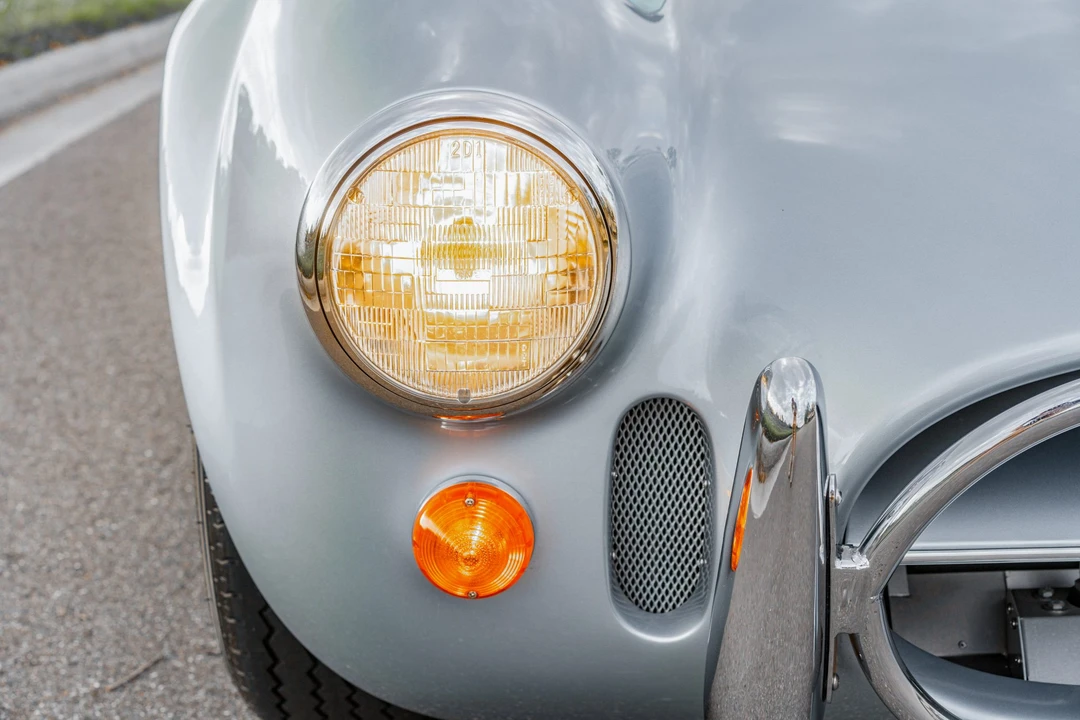 Shelby Cobra Replica - Image 9 of 31