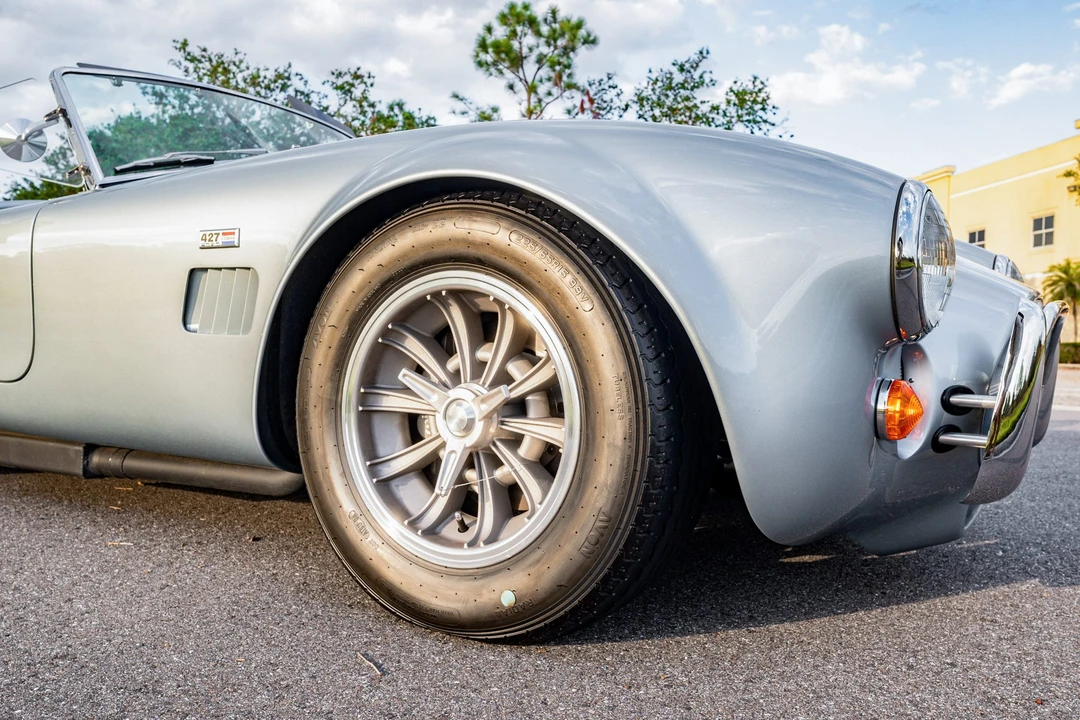 Shelby Cobra Replica - Image 23 of 31