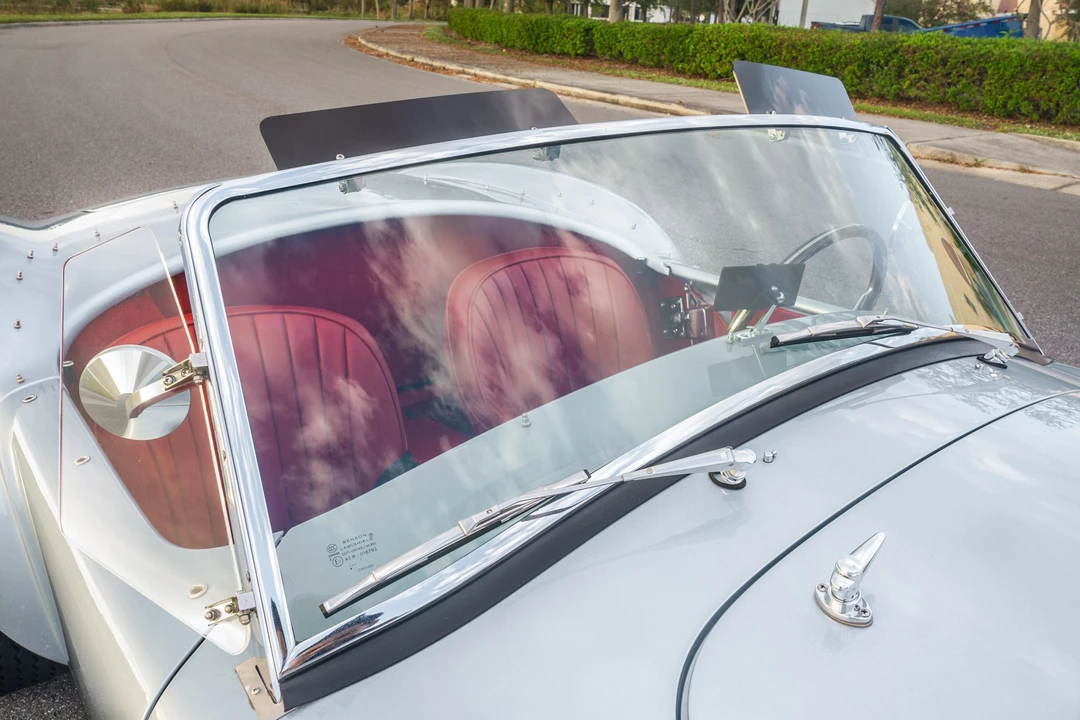 Shelby Cobra Replica - Image 27 of 31
