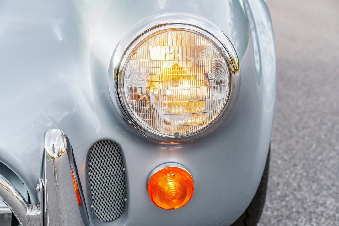 Shelby Cobra Replica - Image 10 of 31
