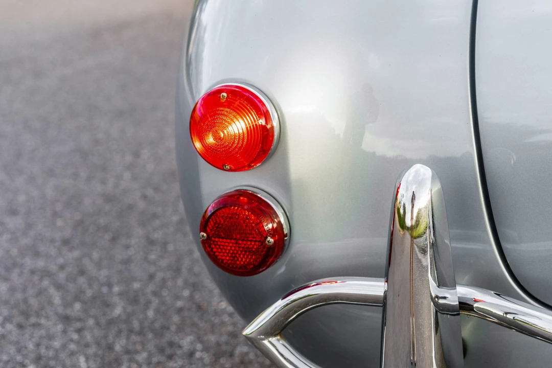 Shelby Cobra Replica - Image 14 of 31