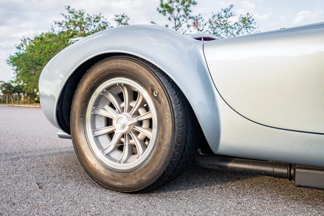 Shelby Cobra Replica - Image 24 of 31
