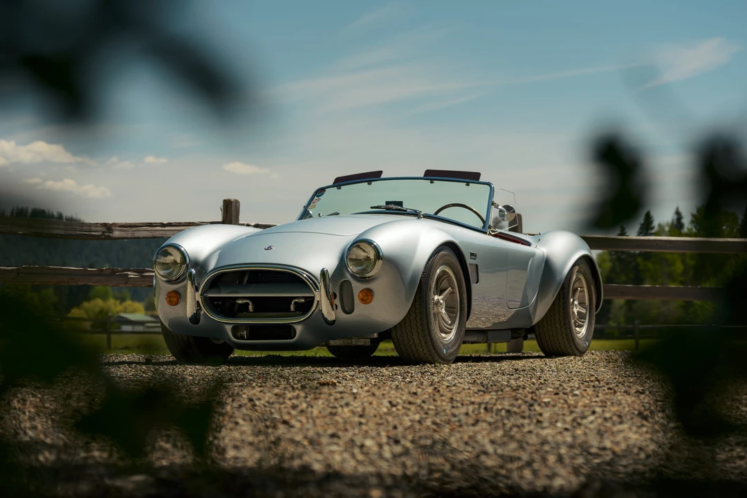 Shelby Cobra Replica - Image 2 of 31