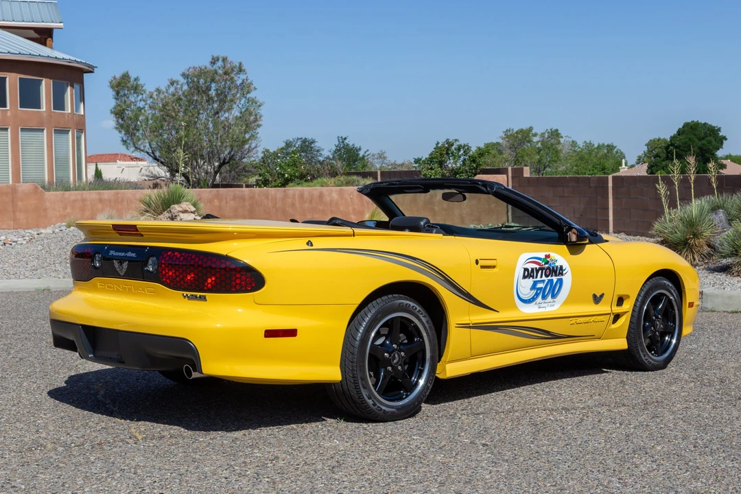 2002 Pontiac Firebird Trans Am 4th Gen - Image 5 of 31