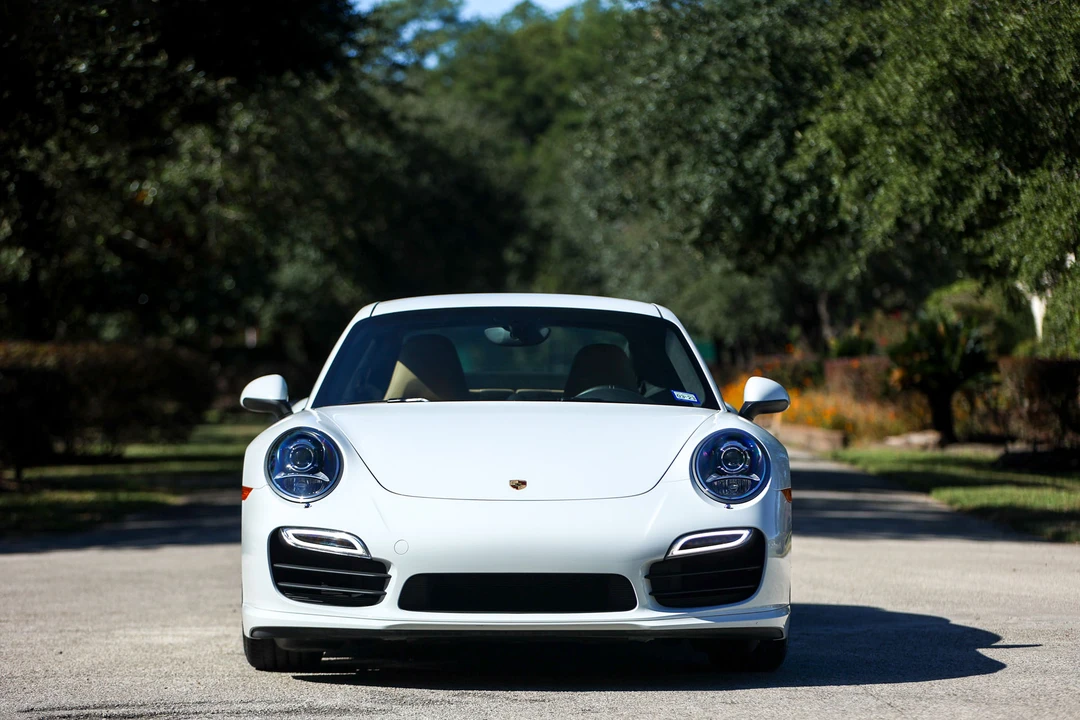 2015 Porsche 991 Turbo - Image 2 of 31
