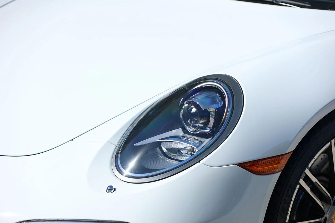 2015 Porsche 991 Turbo - Image 23 of 31