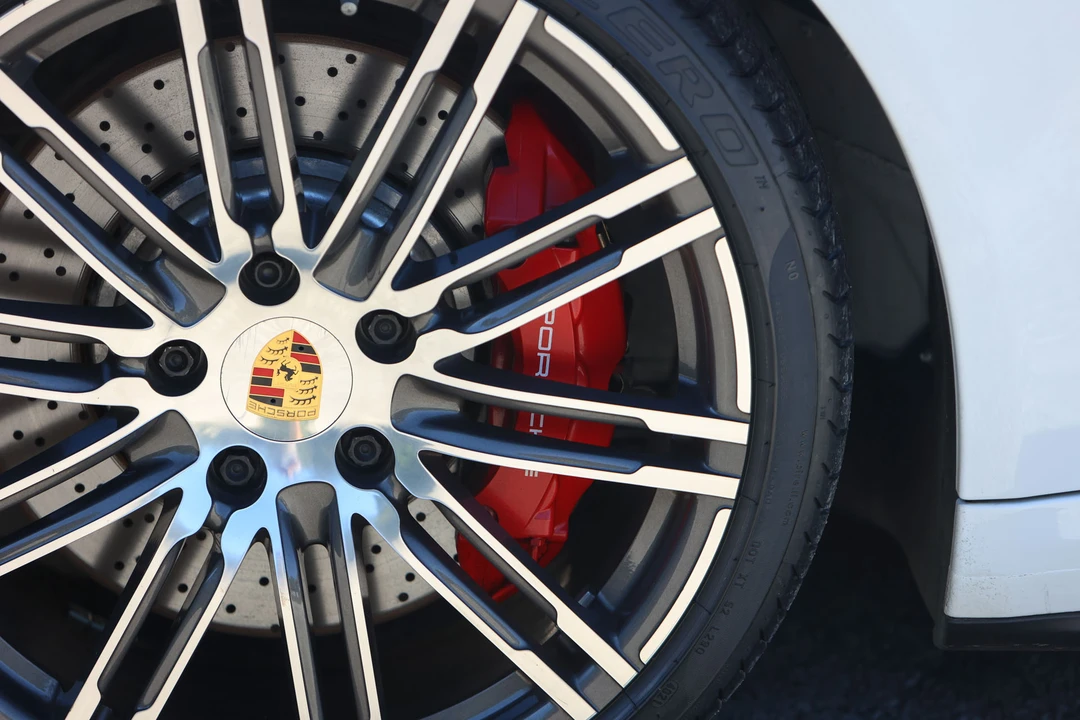 2015 Porsche 991 Turbo - Image 29 of 31
