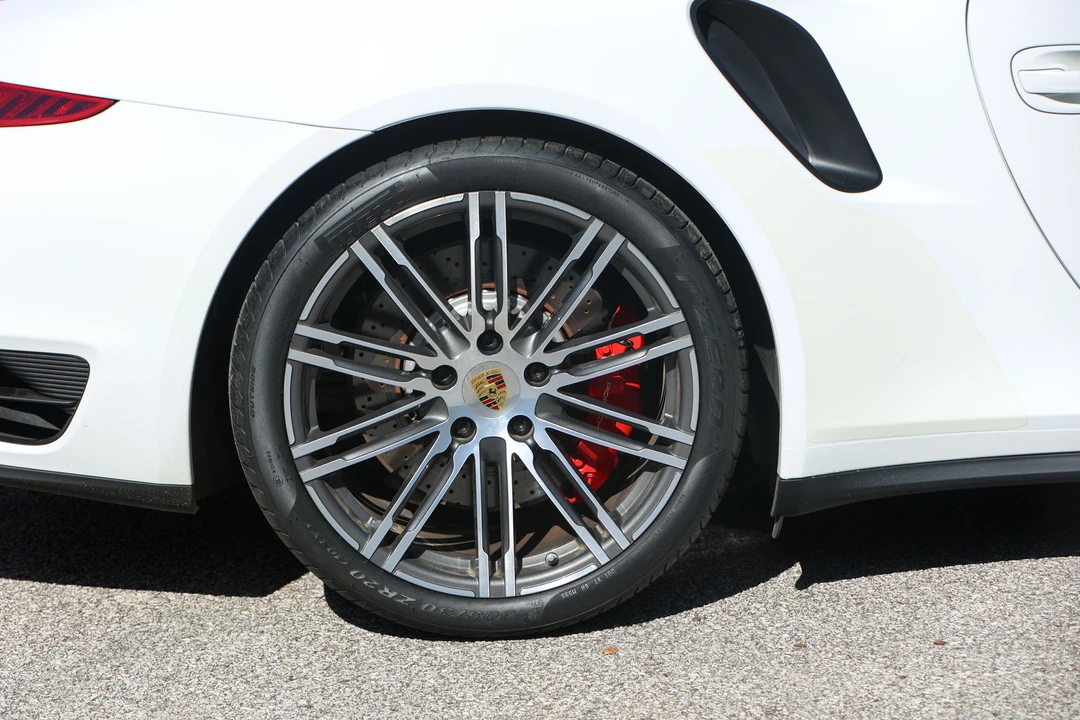 2015 Porsche 991 Turbo - Image 30 of 31