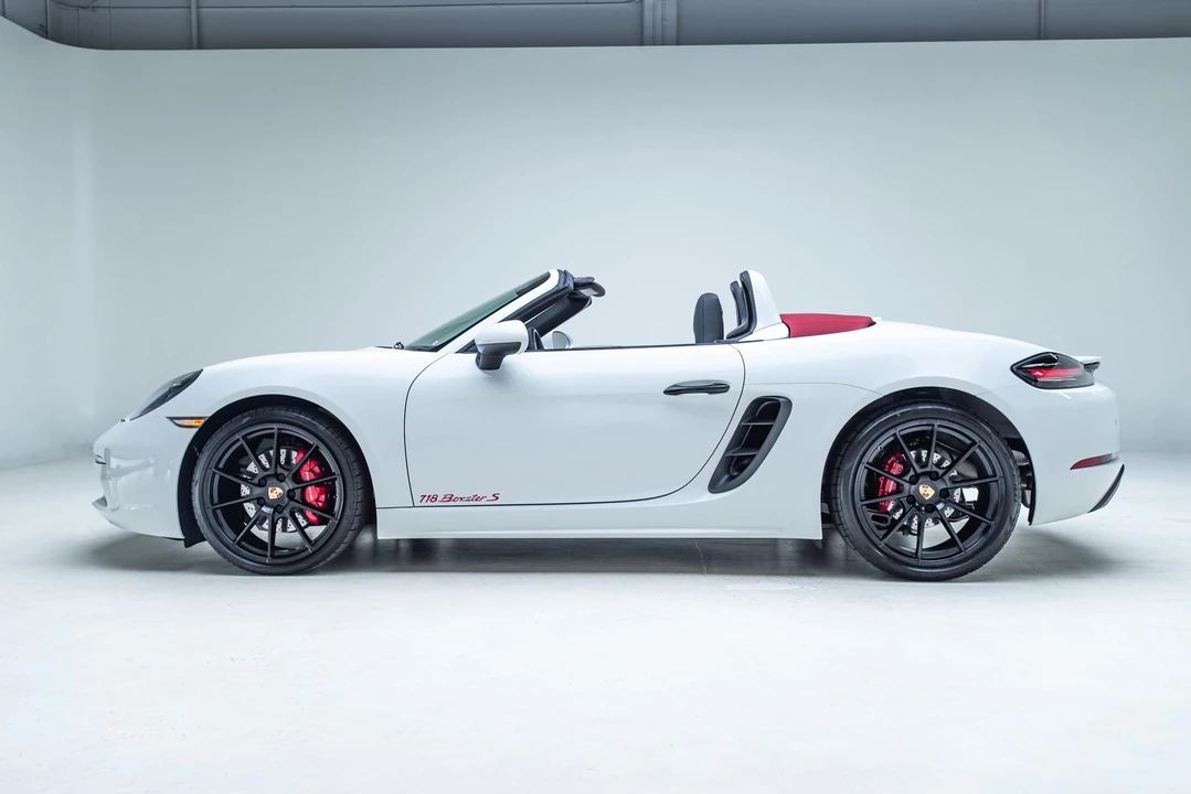 2024 Porsche 718 Boxster S - Image 4 of 31