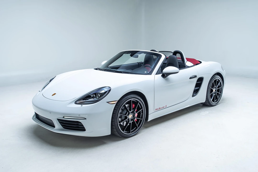 2024 Porsche 718 Boxster S - Image 2 of 31