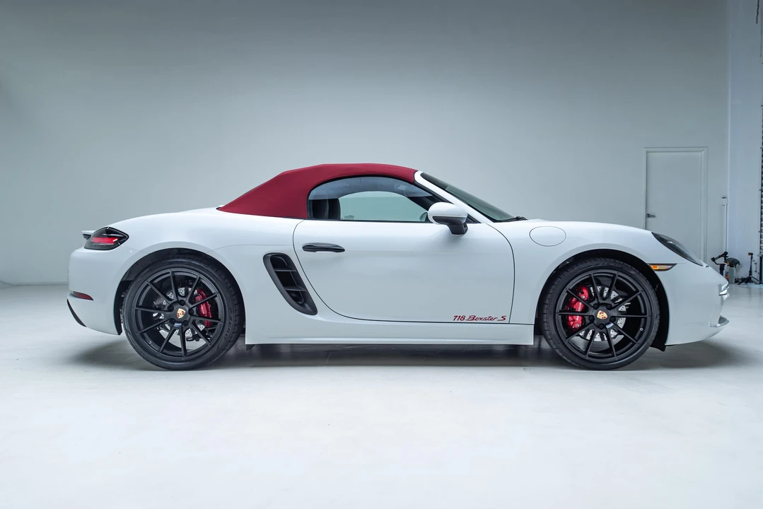 2024 Porsche 718 Boxster S - Image 20 of 31