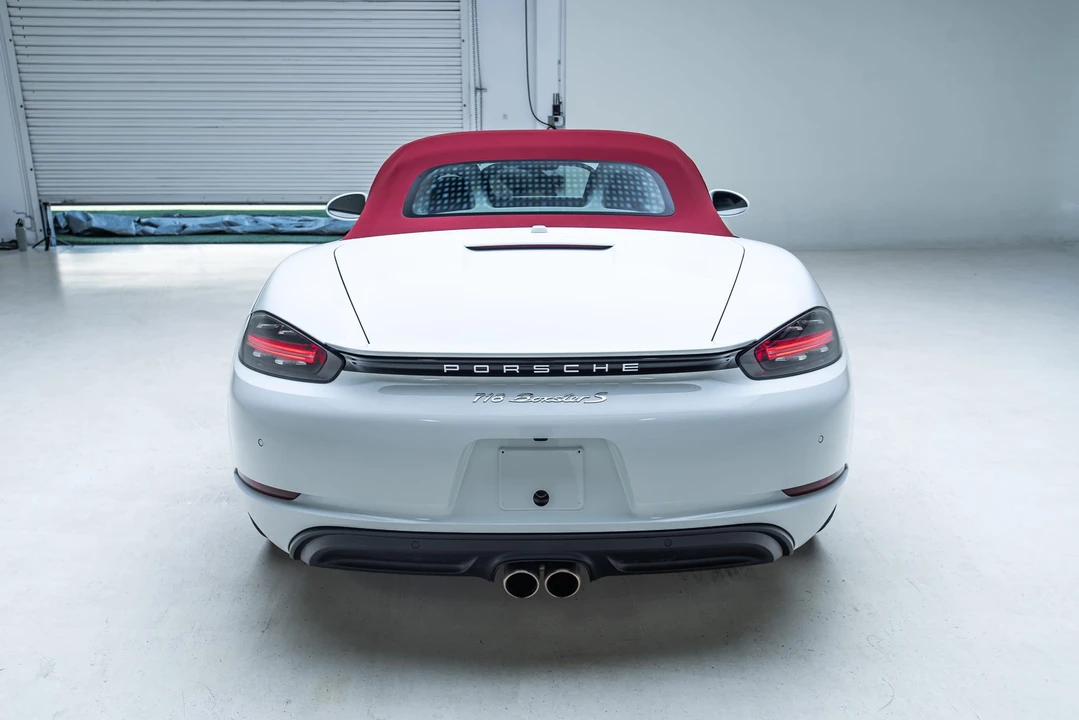 2024 Porsche 718 Boxster S - Image 16 of 31