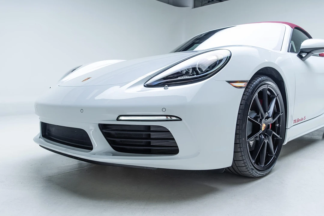 2024 Porsche 718 Boxster S - Image 24 of 31