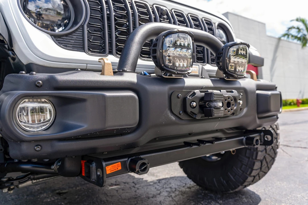 2024 Jeep JL Wrangler - Image 28 of 31
