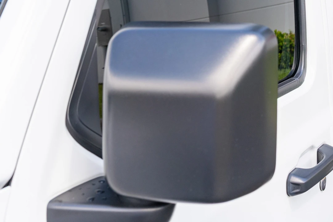 2024 Jeep JL Wrangler - Image 25 of 31