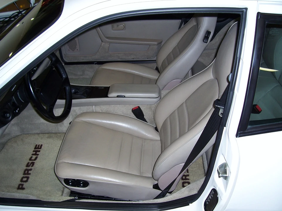 1986 Porsche 944 Turbo - Image 18 of 31
