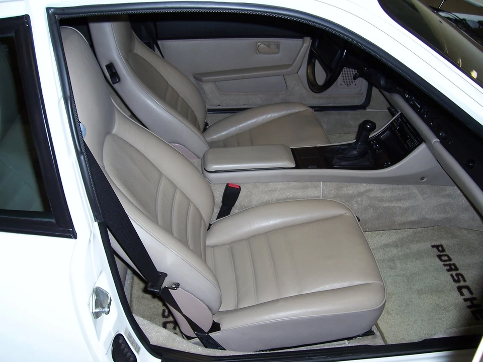 1986 Porsche 944 Turbo - Image 19 of 31