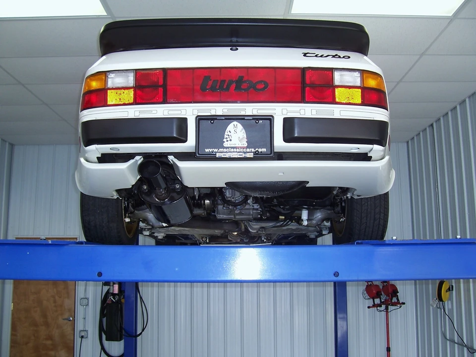 1986 Porsche 944 Turbo - Image 12 of 31