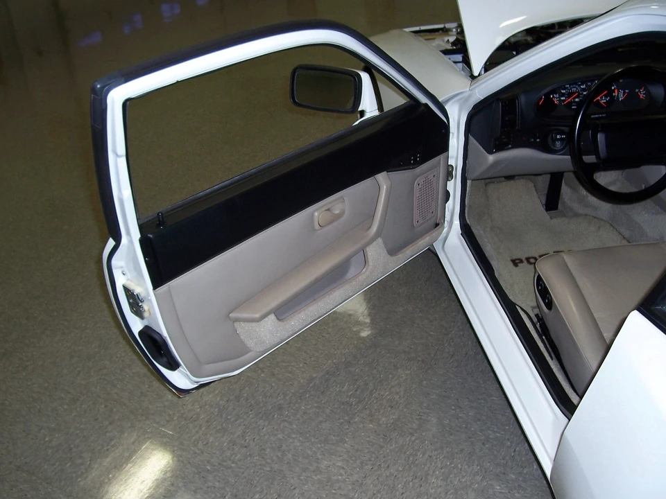 1986 Porsche 944 Turbo - Image 29 of 31