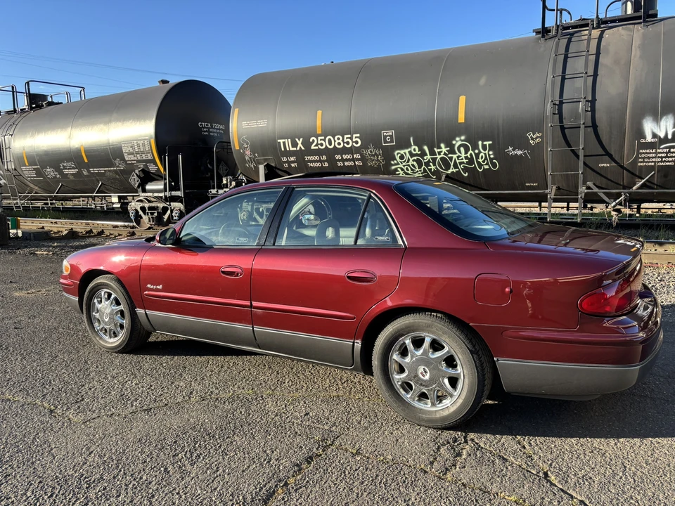 1998 Buick Regal - Image 3 of 31