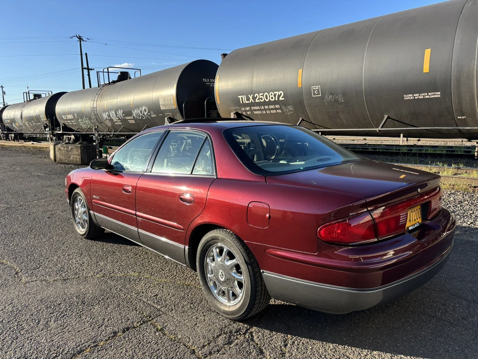 1998 Buick Regal - Image 4 of 31
