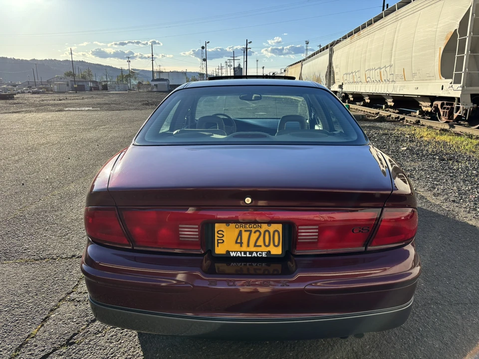 1998 Buick Regal - Image 8 of 31