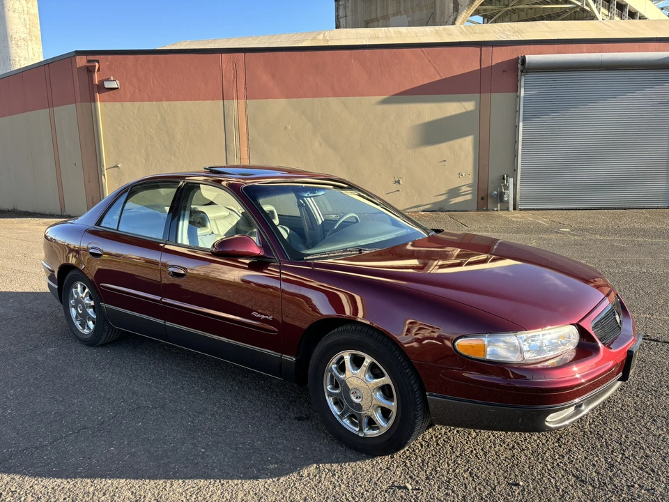1998 Buick Regal - Image 13 of 31