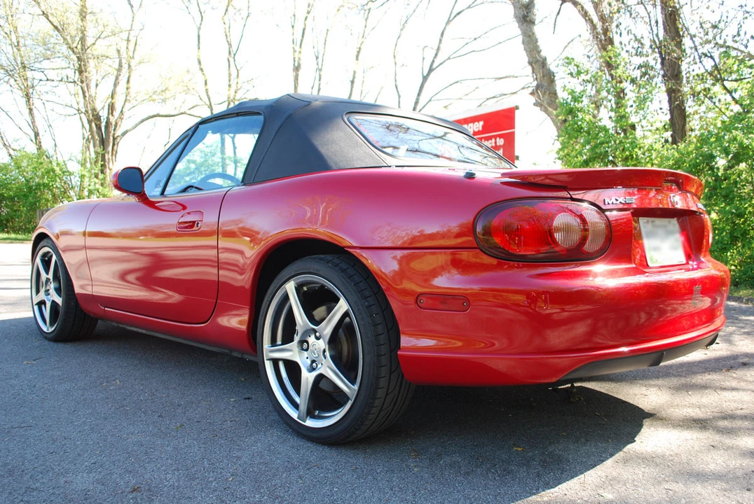 2004 Mazda NB Mazdaspeed MX-5 Miata - Image 8 of 31