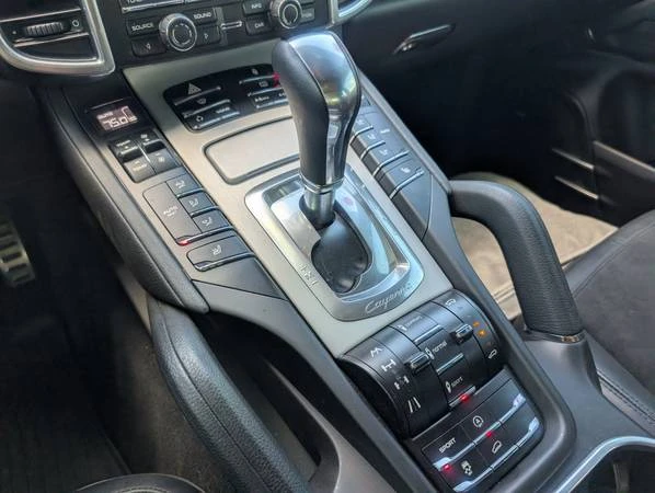 2013 Porsche 958 Cayenne GTS - Image 10 of 10