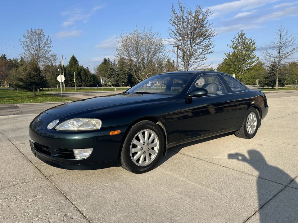 1992 Lexus SC400 - Image 2 of 31