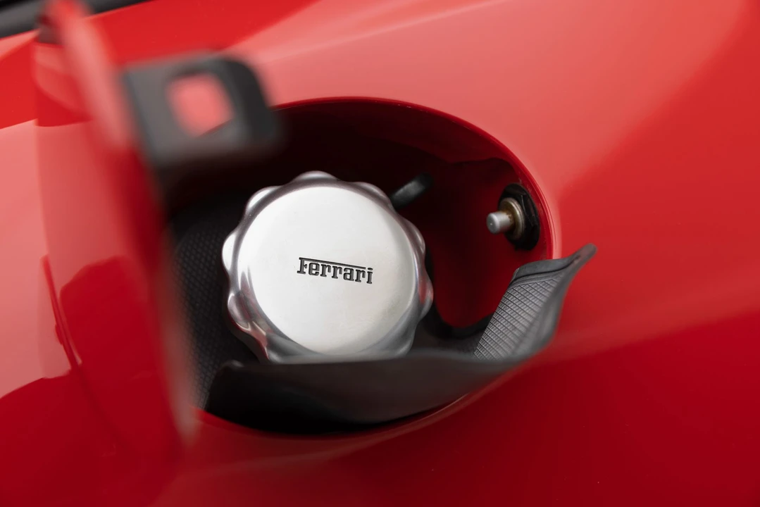 1996 Ferrari F355 GTS - Image 24 of 31