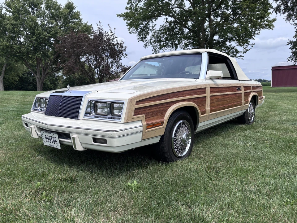 1983 Chrysler LeBaron - Image 5 of 31
