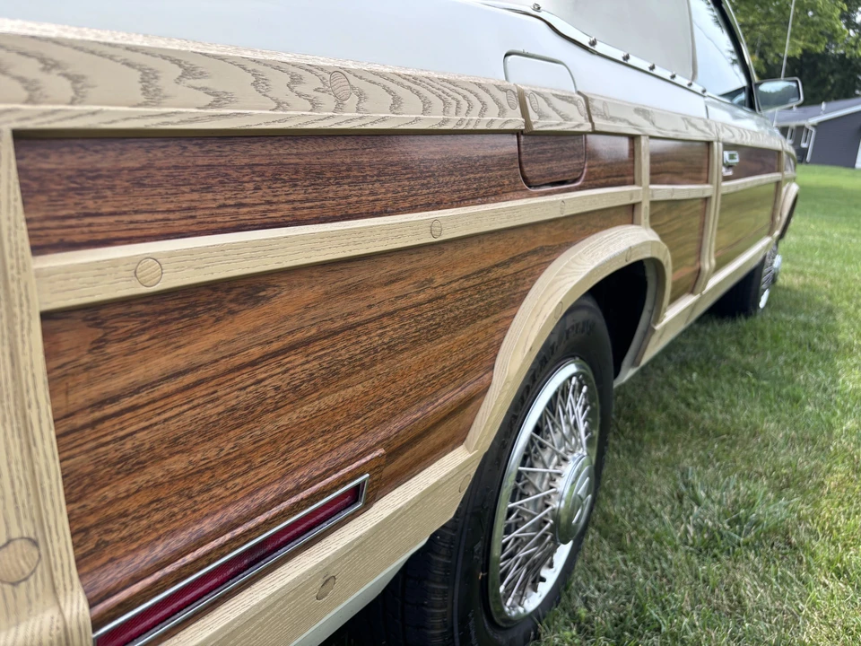 1983 Chrysler LeBaron - Image 14 of 31