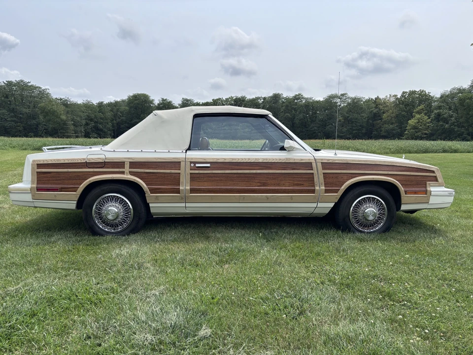 1983 Chrysler LeBaron - Image 8 of 31